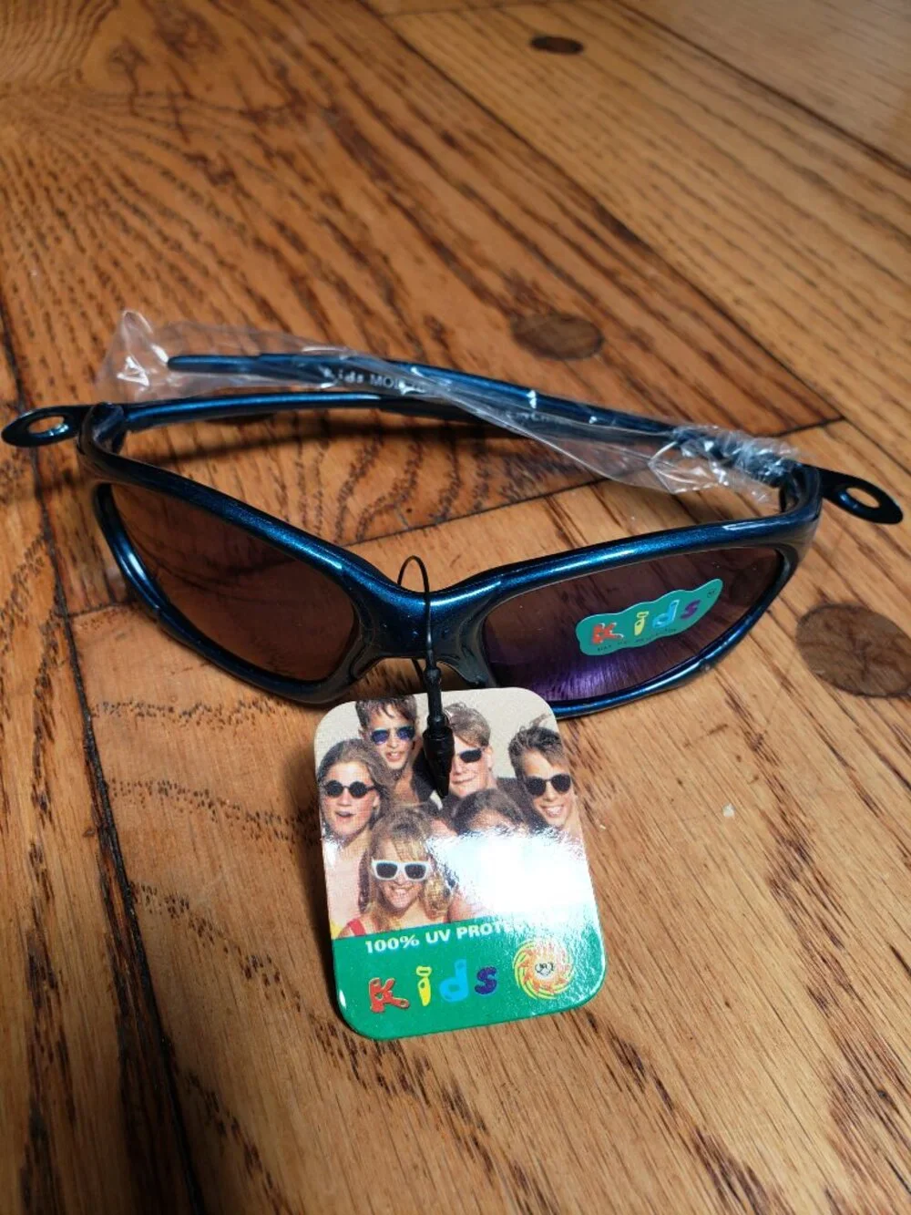 Vintage Kids Sporty Wrap Sunglasses Metallic Blue NOS